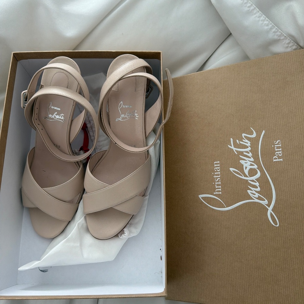 Christian Louboutin, Mariza 85 Napa leather in leche color